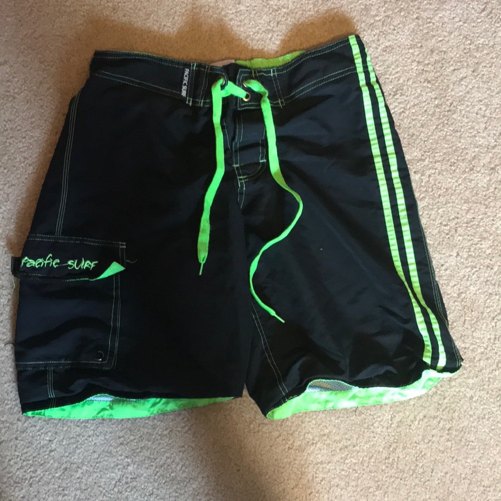 Pacific Surf men’s swim trunks